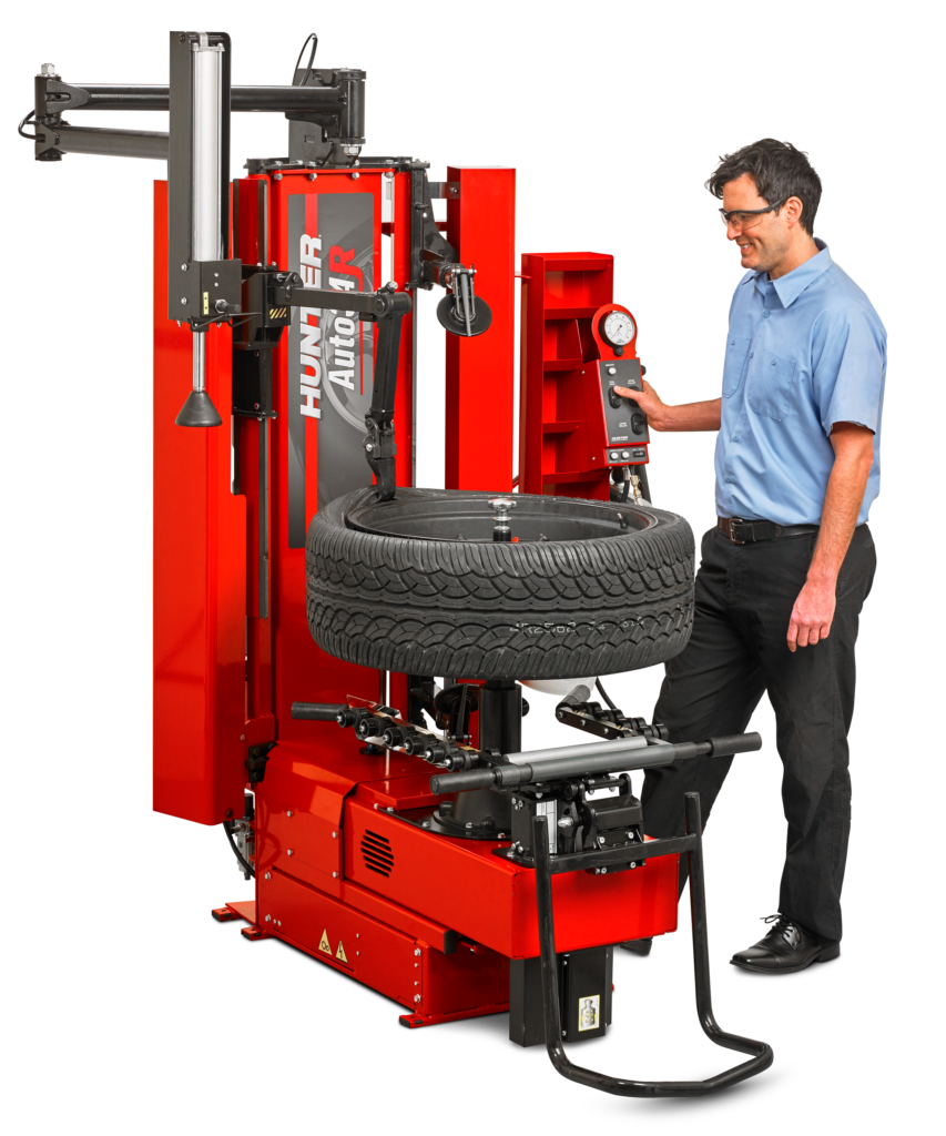 The Auto 34R center clamp tire changer by Hunter